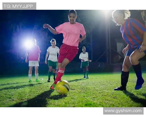 足球明星O型腿的真实照片揭秘与运动表现分析